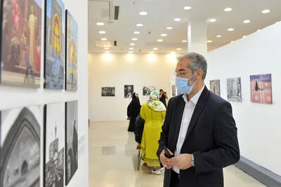 نمایشگاه عکس «مهر ثامن» افتتاح شد 