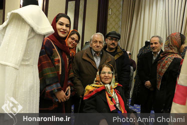 آیین رونمایی از مجموعه لباس های ایرانی با تلفیق سنت و مدرنیته در هتل اسپیناس پالاس