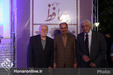 "معرفی ترجمه دیوان حافظ به زبان صربی" در باغ موزه هنر ایرانی