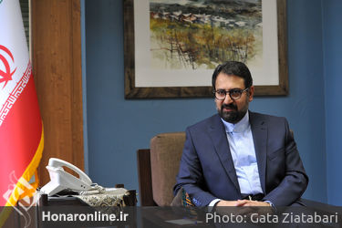 دیدار معاون امور هنری وزارت فرهنگ و ارشاد با مدیر شهرک بین‌المللی هنرهای پاریس - سید محمد مجتبی حسینی - سید مجتبی حسینی