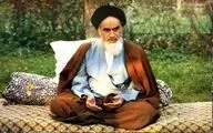 نگاهی به عکس‌ها و نقاشی‌های چهره امام خمینی(ره) در سی و دومین سالگرد هجرت خورشید