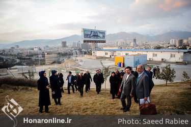مراسم کاشت درخت در برج میلاد تهران
