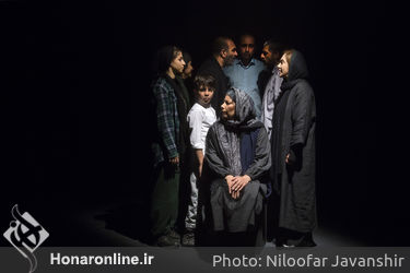 نمایش "برگشتن" در سالن چهارسو تئاتر شهر