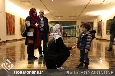نمایشگاه نقاشی‌های پانته‌آ سیروس در ساختمان دیپلمات