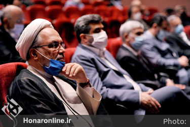 رونمایی از مجموعه آثار هنری رضوی در تالار رودکی