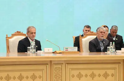 تعاملات فرهنگی مرز و حصار نمی‌شناسد/ 
ادبیات مشرق‌ زمین معرفت و اخلاق را به نمایش می گذارد