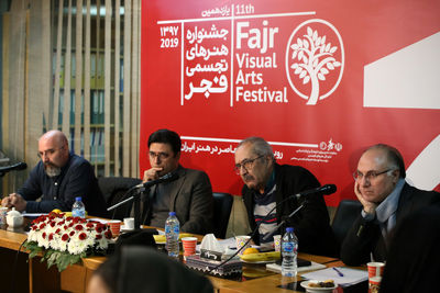 نشست مدیران جشنواره هنرهای تجسمی فجر و گالری‌داران تهران برگزار شد / تخصیص 50 درصدی فضای جشنواره به آثار گالری‌داران