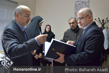 بازدید علی مرادخانی از دبیرخانه ششمین جشنواره مد و لباس فجر