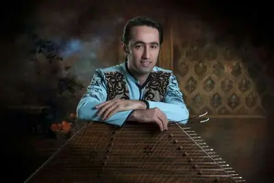 "نگار" تلاشی برای آموزش ساده سنتور است / روایت سپهر زَرنِگه از روند آموزش موسیقی در آمل