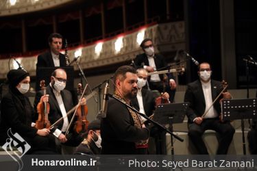 کنسرت آنلاین سالار عقیلی در تالار وحدت