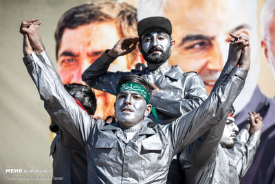 2nd Divine Commander Theater Festival kicks off in Kerman 