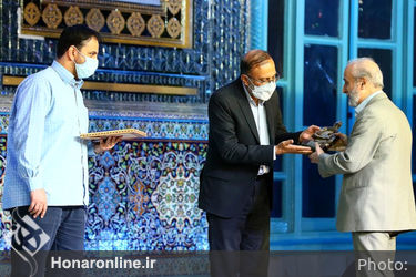  تقدیر از نویسندگان و پژوهشگران برتر در هشتمین دوره هفته هنر انقلاب