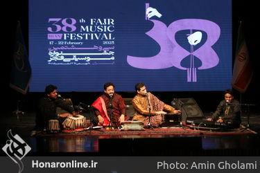 سومین شب از سی و هشتمین جشنواره موسیقی فجر در نیاوران