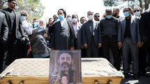 مراسم خاکسپاری زنده‌یاد محمد‌علی کشاورز