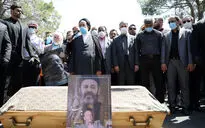 مراسم خاکسپاری زنده‌یاد محمد‌علی کشاورز