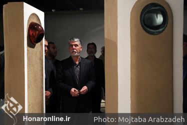 بازديد وزير ارشاد از نمايشگاه دوسالانه مجسمه سازي در موزه هنرهاي معاصر