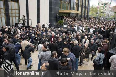 تشییع پیکر جمشید مشایخی