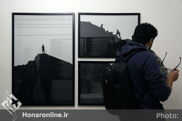 افتتاحیه نمایشگاه عکس یوریک کریم مسیحی با عنوان "تهران، غیر رسمی" در گالری دنا 