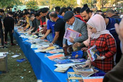 تصاویر | جشنواره «من یک عراقی‌ام، من ادبیات می‌خوانم» با ۳۰ هزار جلد کتاب رایگان