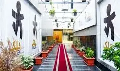 خوانش «فرصت» در تماشاخانه ملک | ارتباط گورکن فرانسوی با ارواح