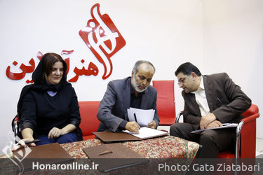 امضای تفاهم‌نامه همکاری میان "هنرآنلاین" و خبرگزاری "آپا" از آذربایجانی