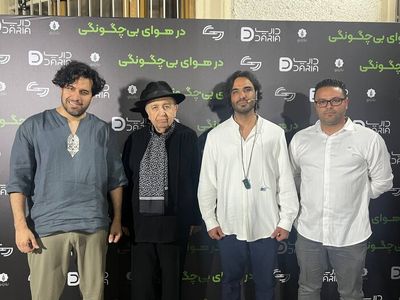 چهره‌های ادبی و سینمایی به تماشای «در هوای بی‌چگونگی» رفتند