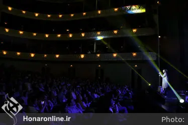 کنسرت گروه "دنگ شو" در تالار وحدت