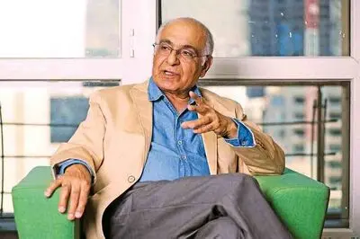 پرتره «هوشنگ مرادی کرمانی» اکران آنلاین شد