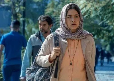 ایده بارداری و سقط جنین دختر را به خاطر تفاوت‌ با رمان کنار گذاشتیم
