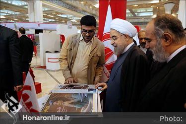 افتتاح رسمی بیست و دومین نمایشگاه مطبوعات با حضور رییس جمهور