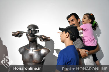  نمایشگاه مجسمه‌های قدرت الله عاقلی در گالری اعتماد