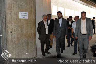 بازدید معاون امور هنری از روند بهسازی موزه هنرهای معاصر تهران