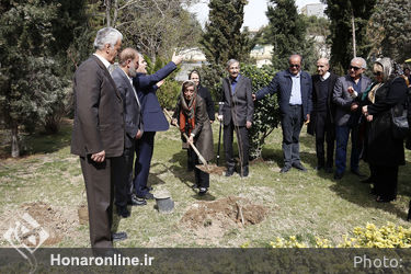 تجلیل از هنرمندان پیشکسوت متولدین اسفندماه 