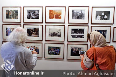 نمایشگاه آثار خسرو سینایی در باغ موزه هنر ایرانی