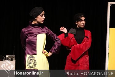 نمایش "اضافه حقوق" مجموعه تئاتر دیوار چهارم - غزاله عنایتی