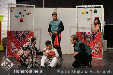 نمایش " جادوی کلاه " در تالار محراب