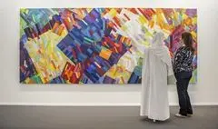  ۶۰۰ اثر از ۱۰۰ هنرمند ایرانی ایرانی در نمایشگاه هنر جهانی دبی به نمایش درآمد