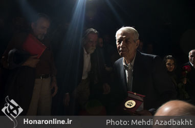 بزرگداشت احمد دامود در خانه تئاتر