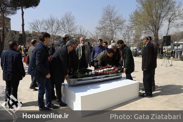 تشییع پیکر طلیعه کامران از مقابل موزه هنرهای معاصر