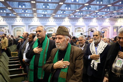 با حضور خادمان و پیشکسوتان حسینی از ایران و ۹ کشور جهان / تجلیل از برگزیدگان خراسان رضوی در تالار قدس حرم مطهر رضوی