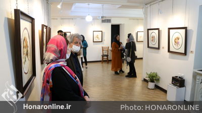 نمایشگاه نقاشی «روایت آب و رنگ»  آثار شیوا فضلی در نگارخانه گلهای داودی