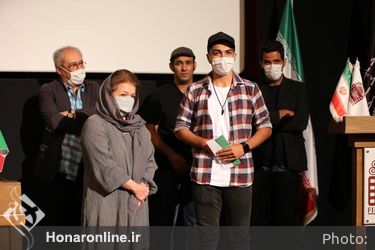 جایزه بین المللی عکس پنج و بزرگداشت عباس کیارستمی در موزه سینما