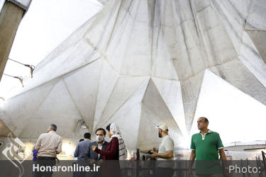 بازدید هنرمندان کشور هندوستان از برج آزادی