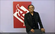 قطب‌الدین صادقی: تئاتر دچار بحران فکری شده است / کپی‌های تجاری نابودکننده‌ تئاتر، فرهنگ و انسان ایرانی است / تقلید سطحی از آثار خارجی فضا را پر می‌کند اما فضا را باز نمی‌کند 