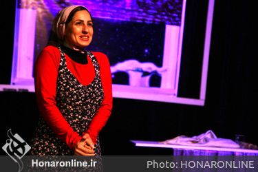 نمایش "آهنگ‌های لندندری" در تماشاخانه استاد جمشید مشایخی