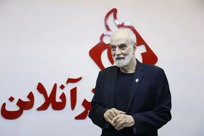 آیدین آغداشلو در «مستندات یکشنبه»، «هولاین در ایران» را بررسی می‌کند