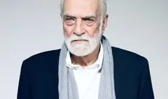 هنوز نقاشی می‌کنم پس هستم