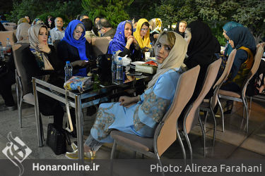 ضیافت افطار کارگروه ساماندهی مد و لباس در مجموعه باغ زیبا‎