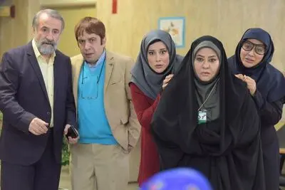بهنوش بختیاری و رامین ناصرنصیر در جمع بازیگران "موچین" / فیلمبرداری سریال به نیمه رسید