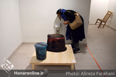 نقاشی چیدمان‌های سحر سیدنژاد با عنوان "شبحی بر جهان سایه افکنده است" در گالری دید 